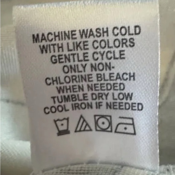 KATHY IRELAND velvet Black and White Floral Top with Black Skirt/size 3X - Picture 5 of 8